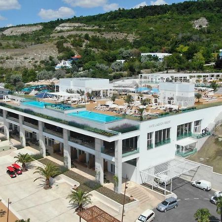 White Lagoon Resort Каварна Экстерьер фото